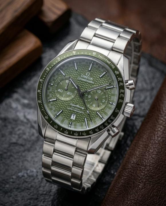 Omeg_a Speedmaster Racing Co-Axial Master Chronometer Chronograph