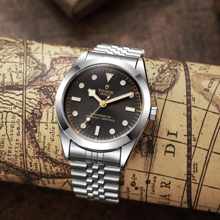 Tudor Black Bay