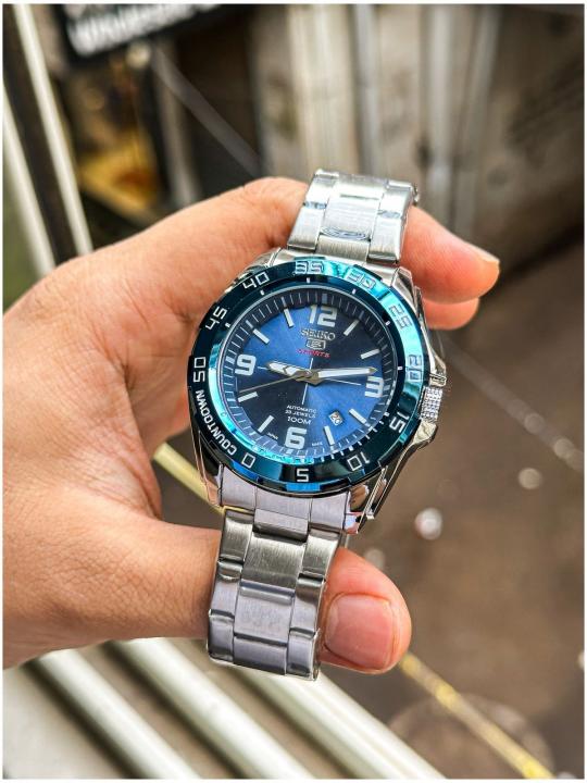 Seiko 5 Sports SRPB79J1