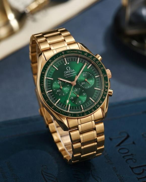 Omegg_a Speedmaster Professional Moonwatch Copper-Green