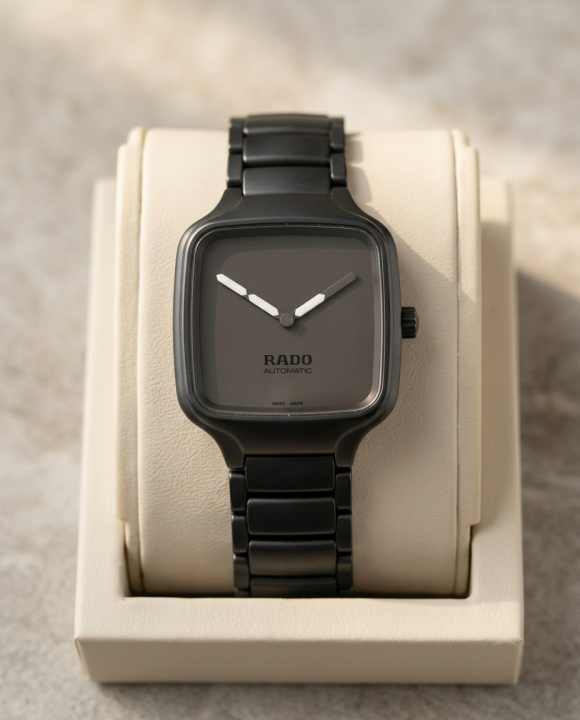 Radd_o True Square Quartz
