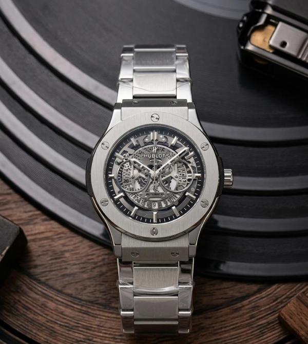 Hublot Classic Fusion Aerofusion Chronograph Grey
