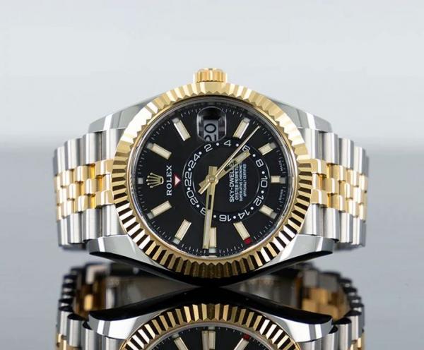 Rolee_x Oyster Perpetual Sky Dweller 2Ton-Gold-Black