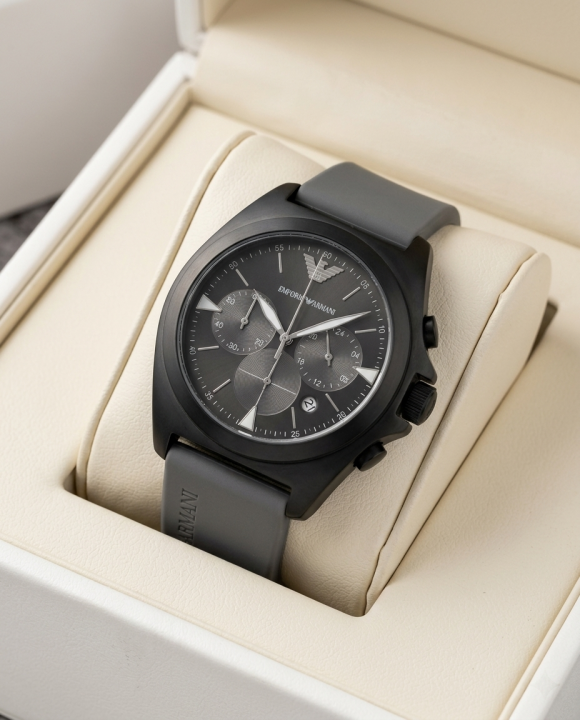 Emporio Arman_i Classic Grey - J585