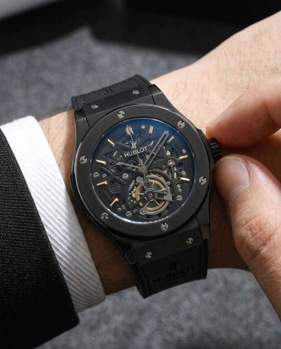 Hublot Classic Fusion Tourbillon HB0011