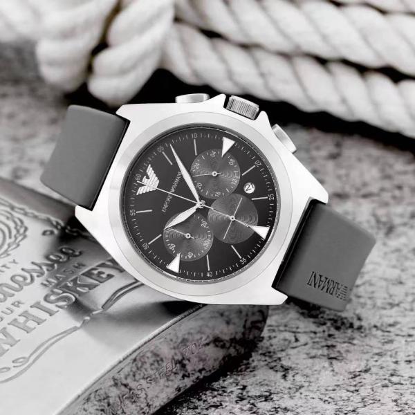 Emporio Arman_i Classic - J586