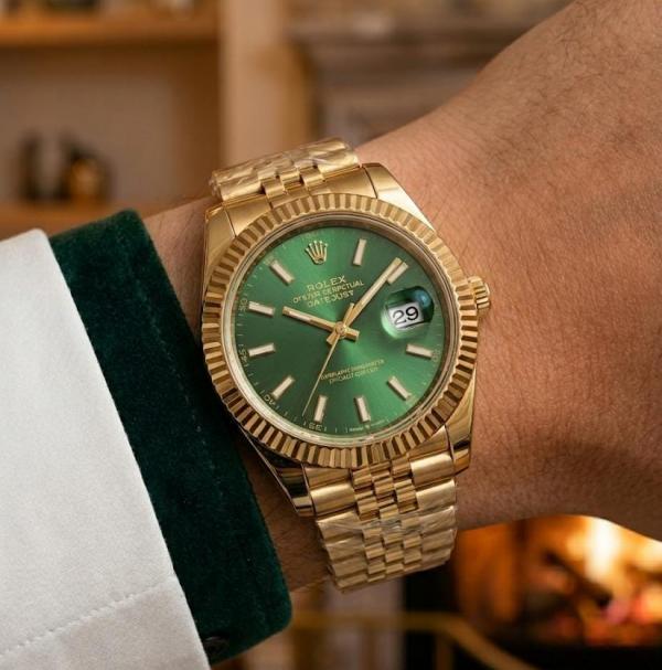 Role_x Oyster Perpetual Date Just