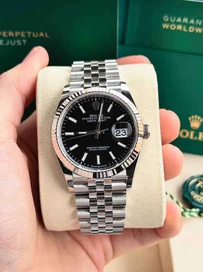 Role_x Oyster Perpetual Date Just Silver-Black