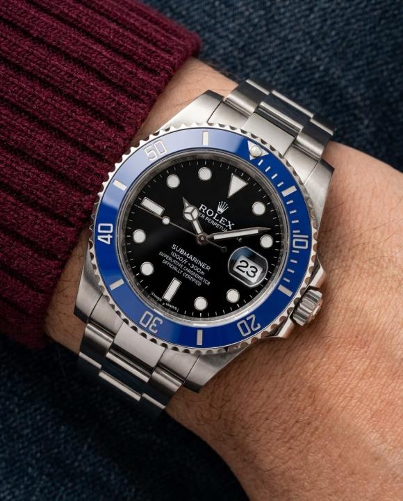 Role_x Oyster Perpetual Submarine Blue Bazel