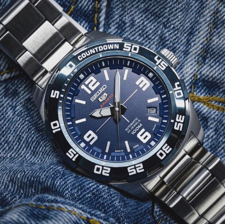Seiko 5 Sports