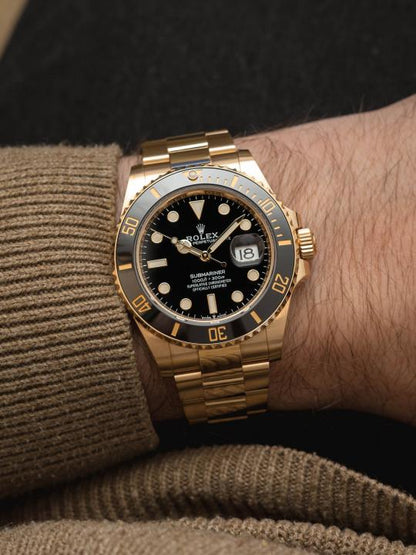 Role_x Oyster Perpetual Submarine Gold-Black