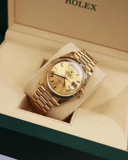 Role_x oyster Perpetual Day Date 40 Battery Gold-Gold