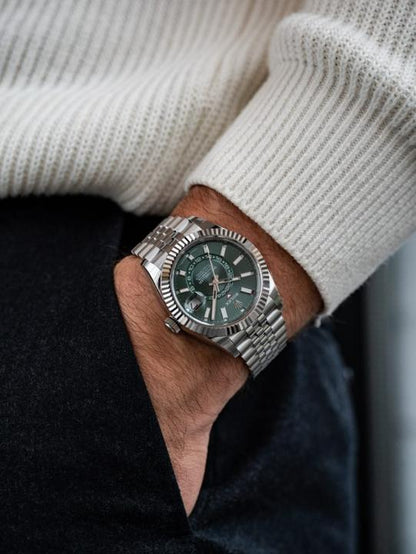 Role_x Oyster Perpetual Sky Dweller Silver-Green