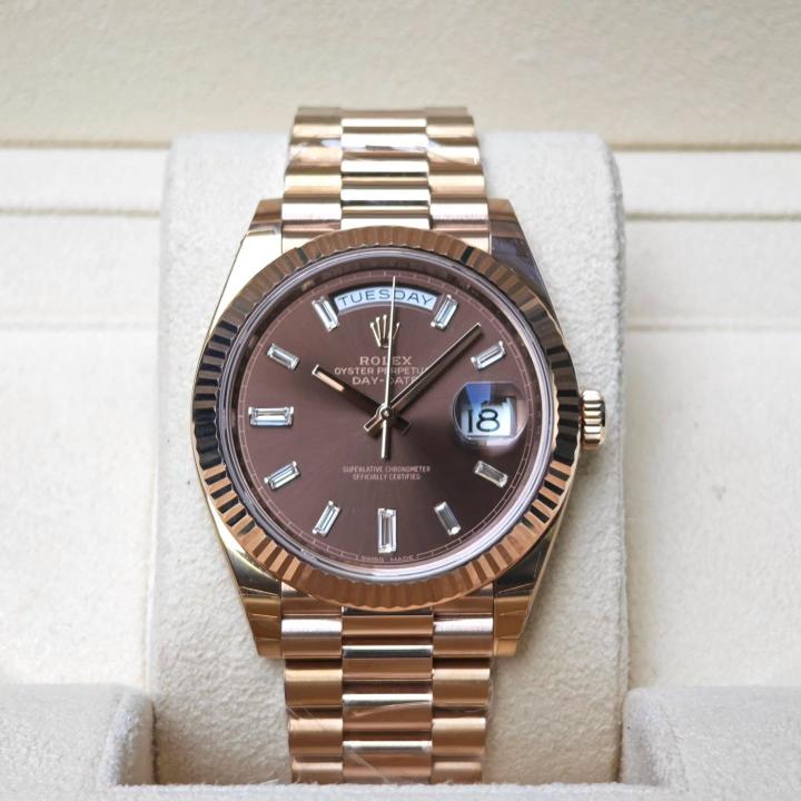 Role_x Oyster Perpetual Day Date 40 Battery Copper-Brown