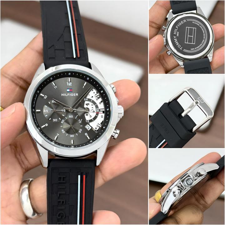 Tomm_y Hilfiger Baker