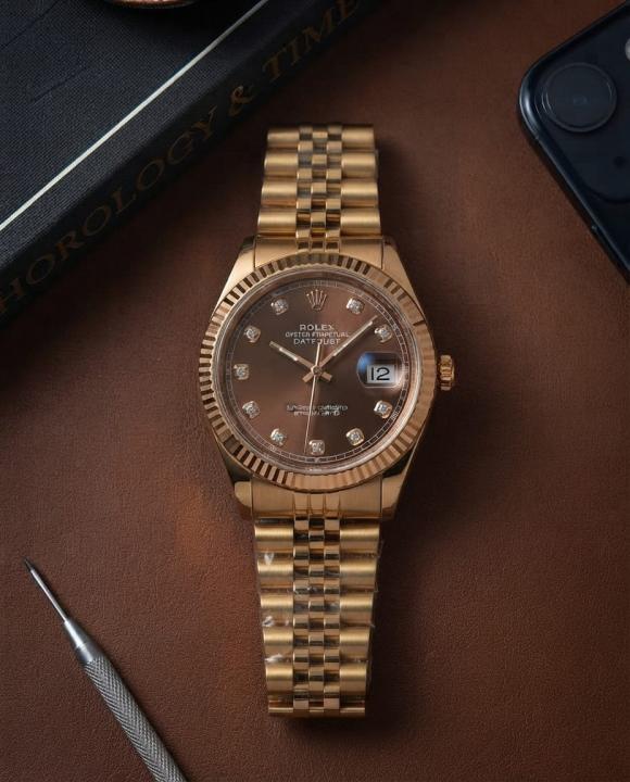 Role_x Oyster Perpetual Date Just