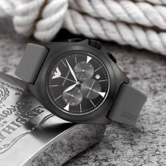 Emporio Arman_i Classic Grey - J585