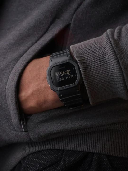 Casio G Shock Dw5600BB J1624