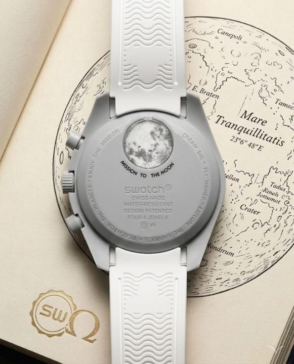 Omegg_a Moon Watch Limited Edition Full White