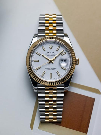 Rolee_x Oyster Perpetual Date Just 2Ton-Gold-White