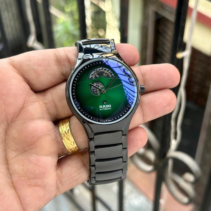 Rad_o True Square 40 - J922