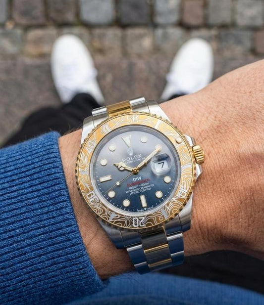 Role_x Oyster Perpetual Submarine DIW Limited Addition 2Ton-Gold-Grey