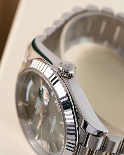 Rolee_x Oyster Perpetual Day Date 40 Battery Silver-Green