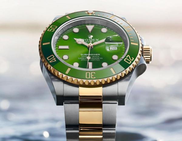 Rolee_x Oyster Perpetual Submarine 2Ton-Gold-Green