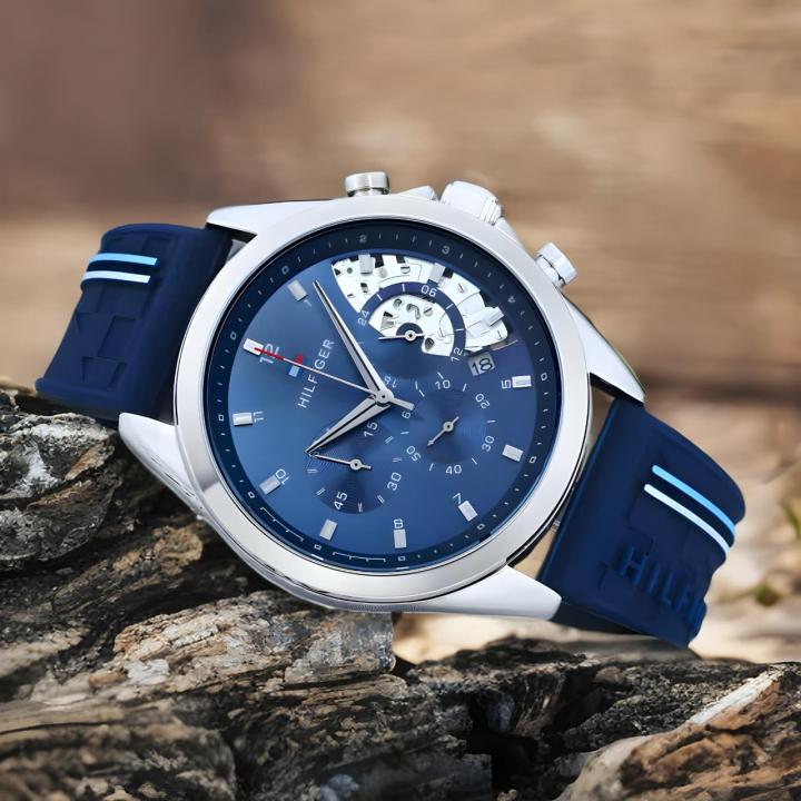 Tomm_y Hilfiger Baker