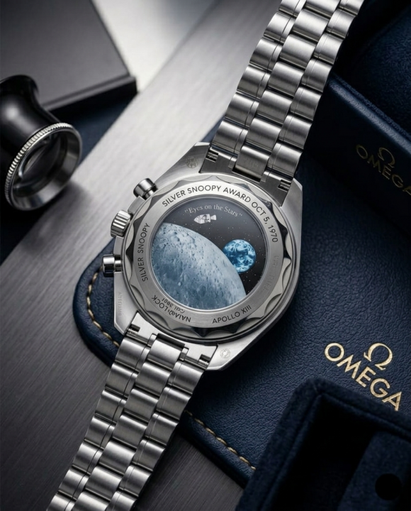 Omeg_a Speedmaster Silver Snoopy