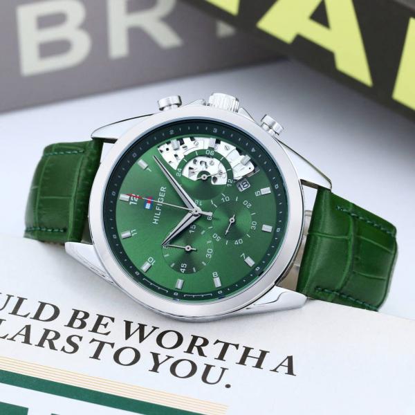 Tomm_y Hilfiger Baker