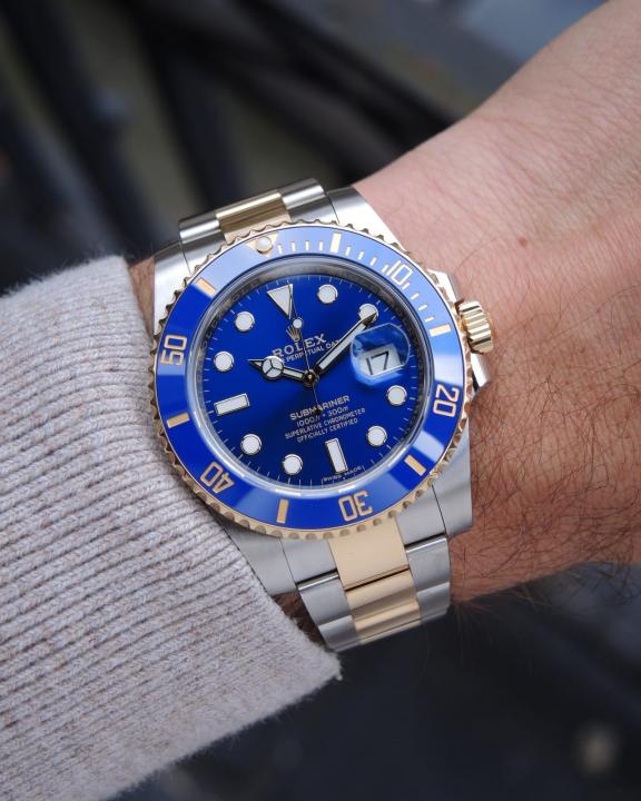 Rolee_x Oyster Perpetual Submarine 2Ton-Gold-Blue